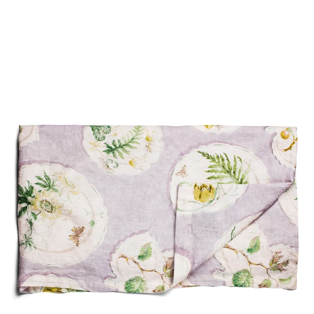 Daylesford x Colefax Quince Garden Tablecloth in Lilac 1 1058-daylesford-x-colefax-quince-garden-tablecloth-in-lilac–1.webp