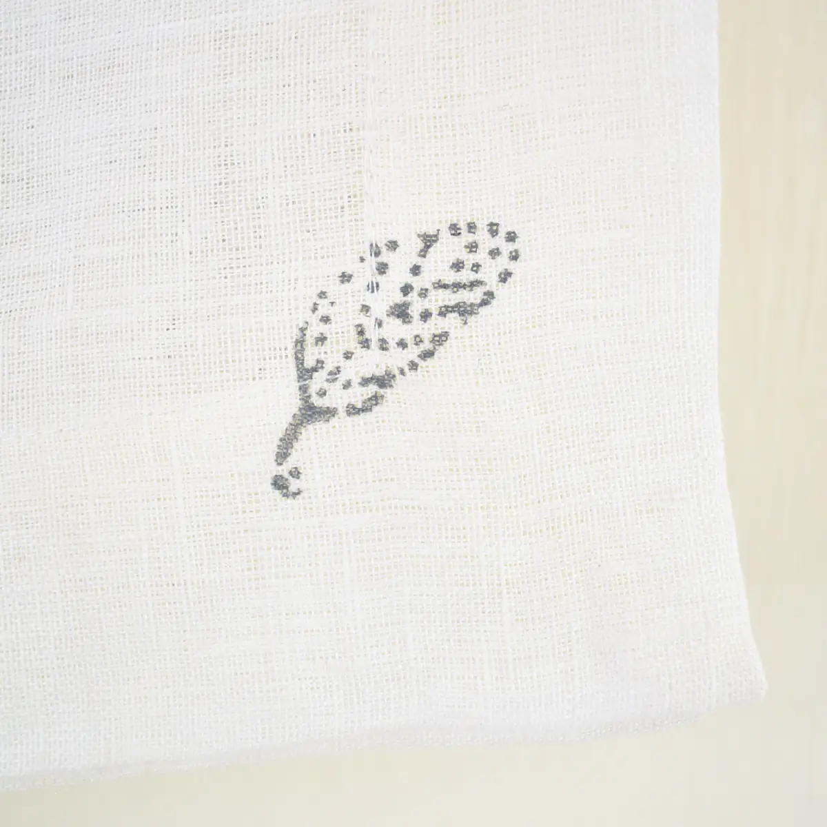 1121-nila-tulsi-napkin–1.webp