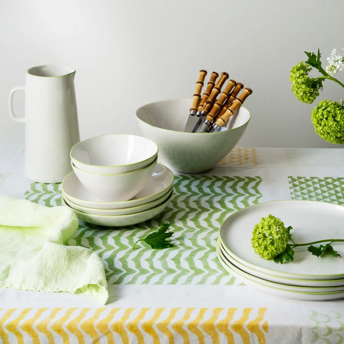 Edge Pitcher Green