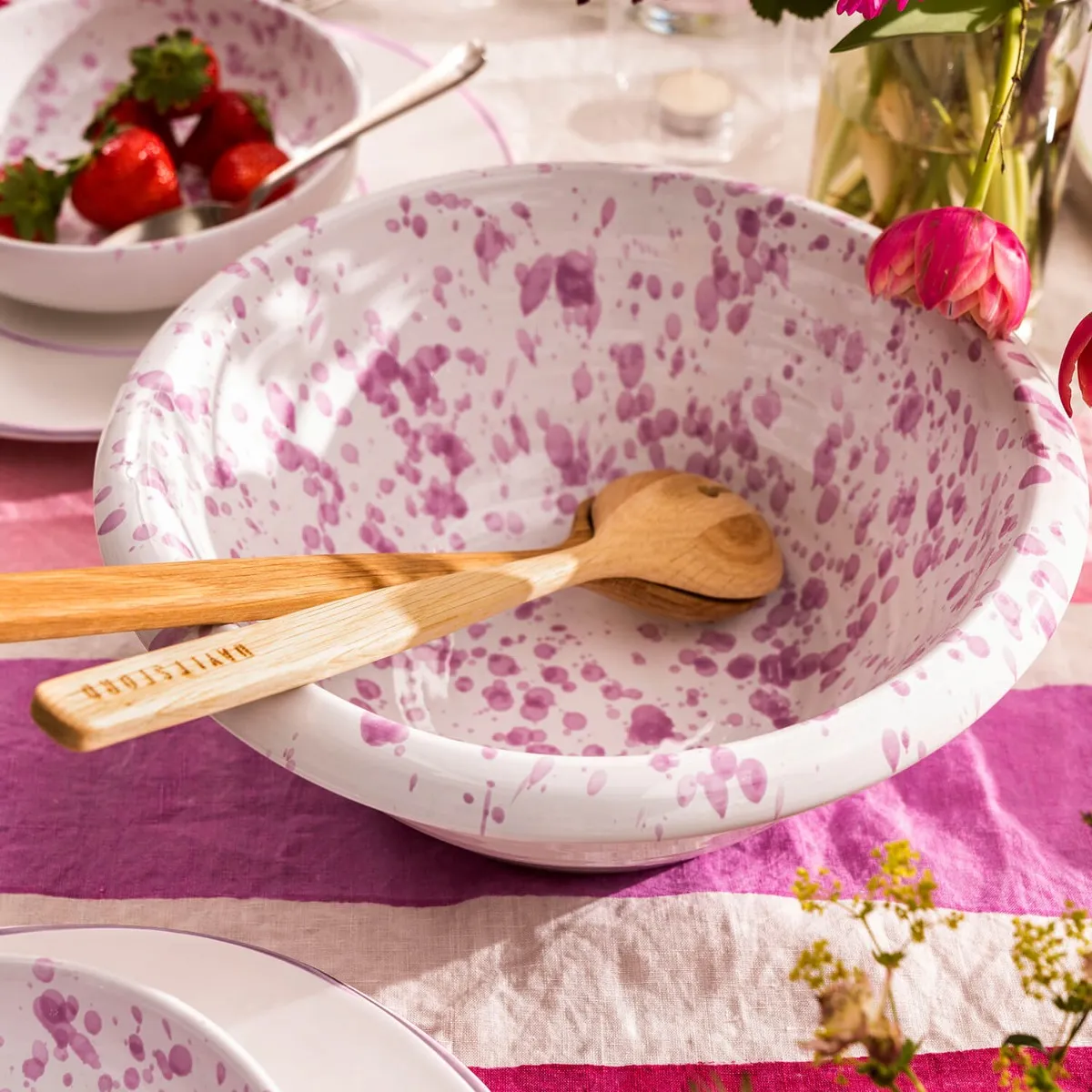 1178-jackson-splatter-salad-bowl-lilac-ceramic–1.webp