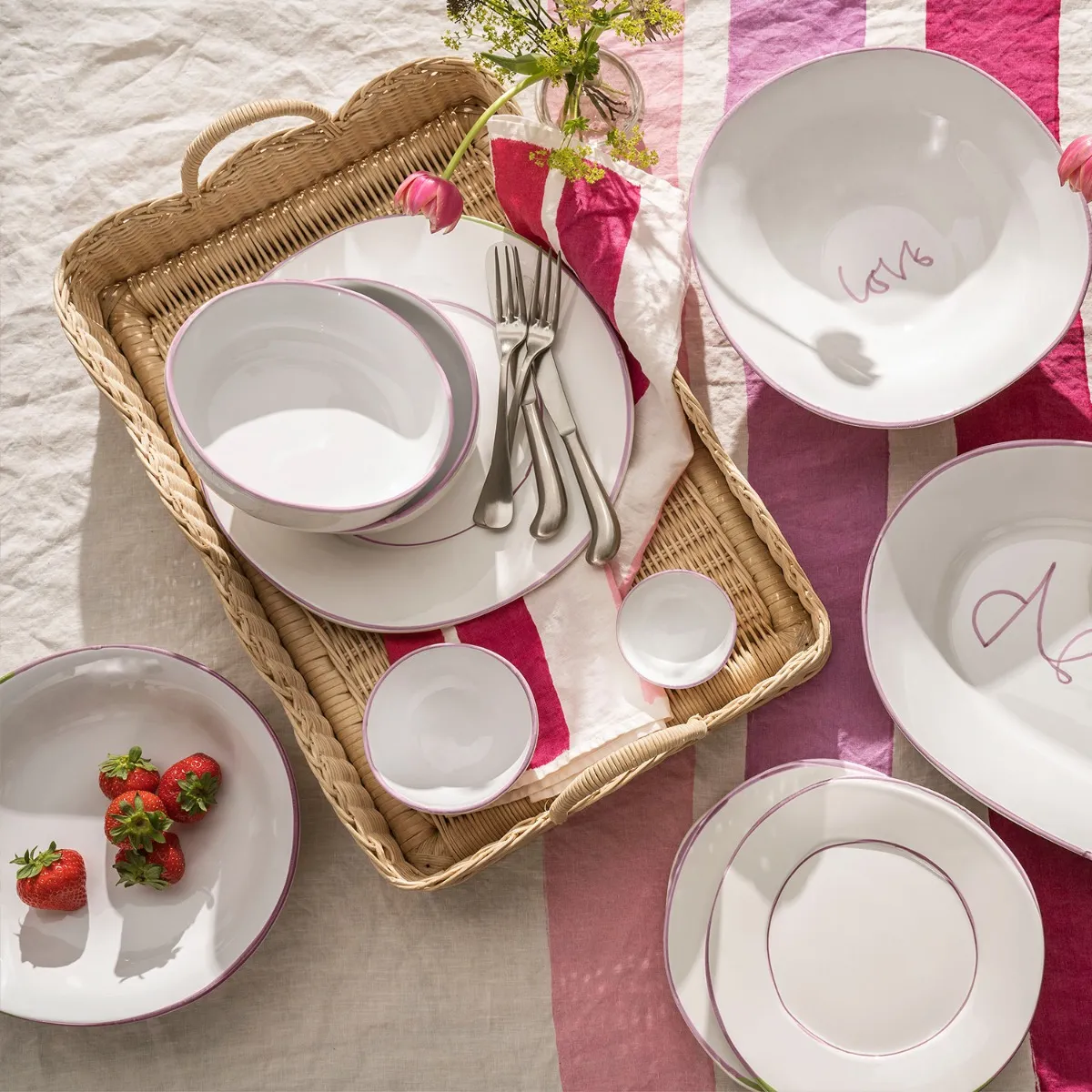 1218-oddington-platter-oval-lilac-ceramic–1.webp