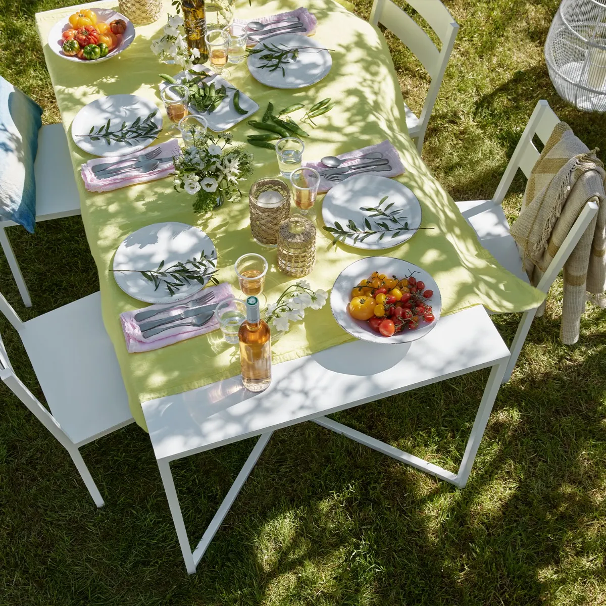 Kingham Dining Table in White 