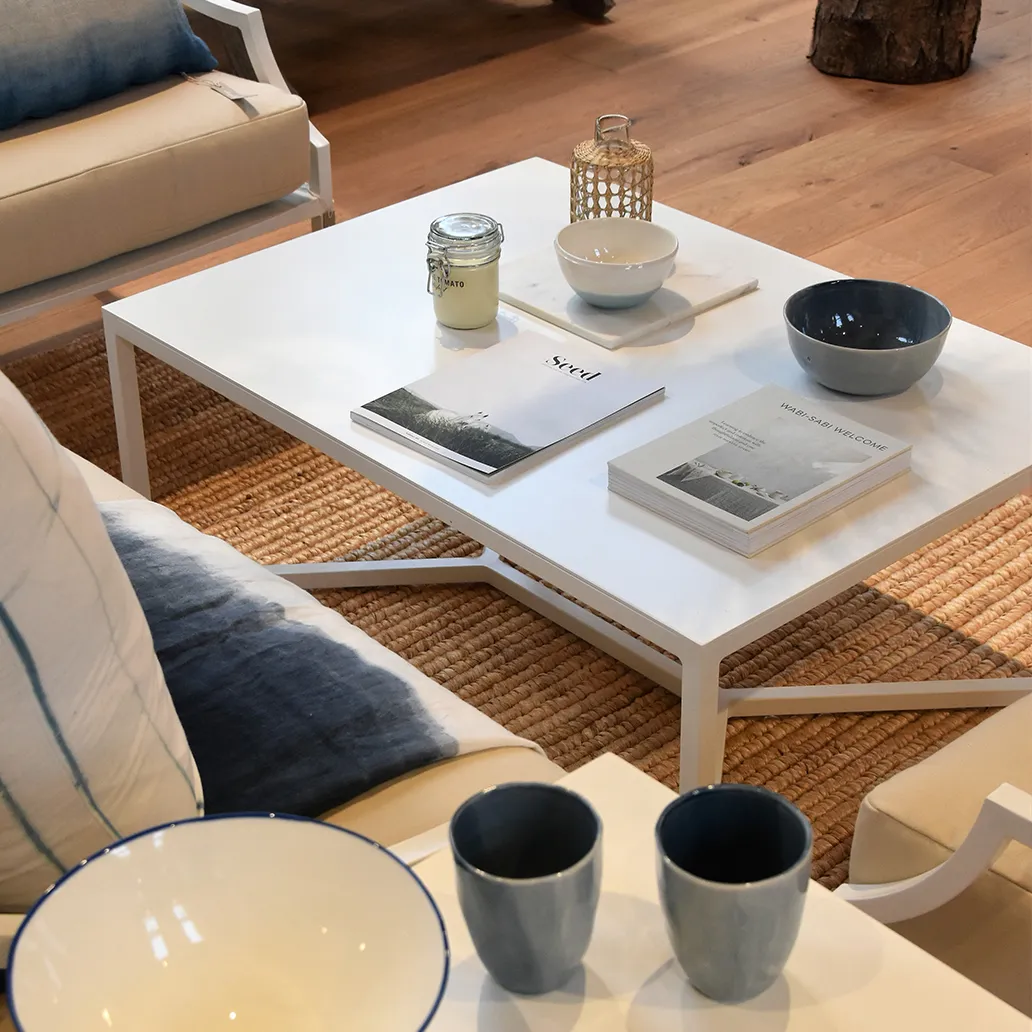 1341-kingham-coffee-table-in-white–1.webp