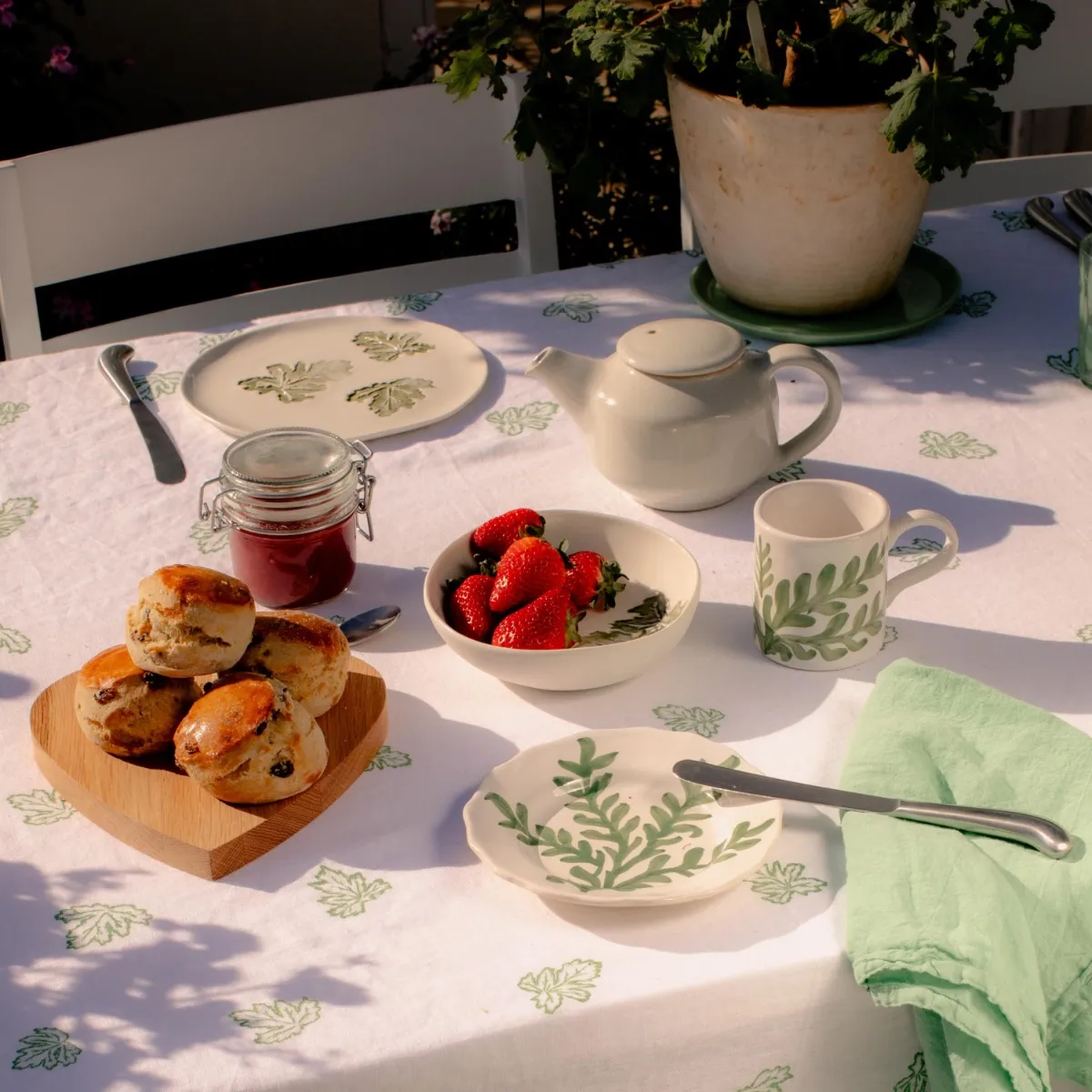 163-geranium-amp-rhubarb-preserve–1.webp