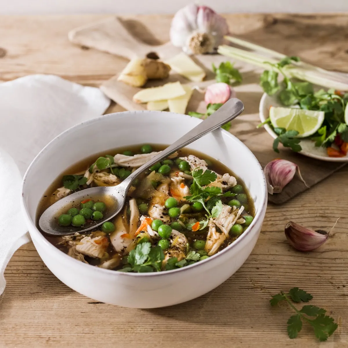 Organic Thai Chicken Broth with Chilli & Lemongrass