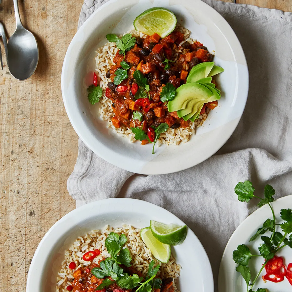 NEW: Organic Sweet Potato & Black Bean Chilli