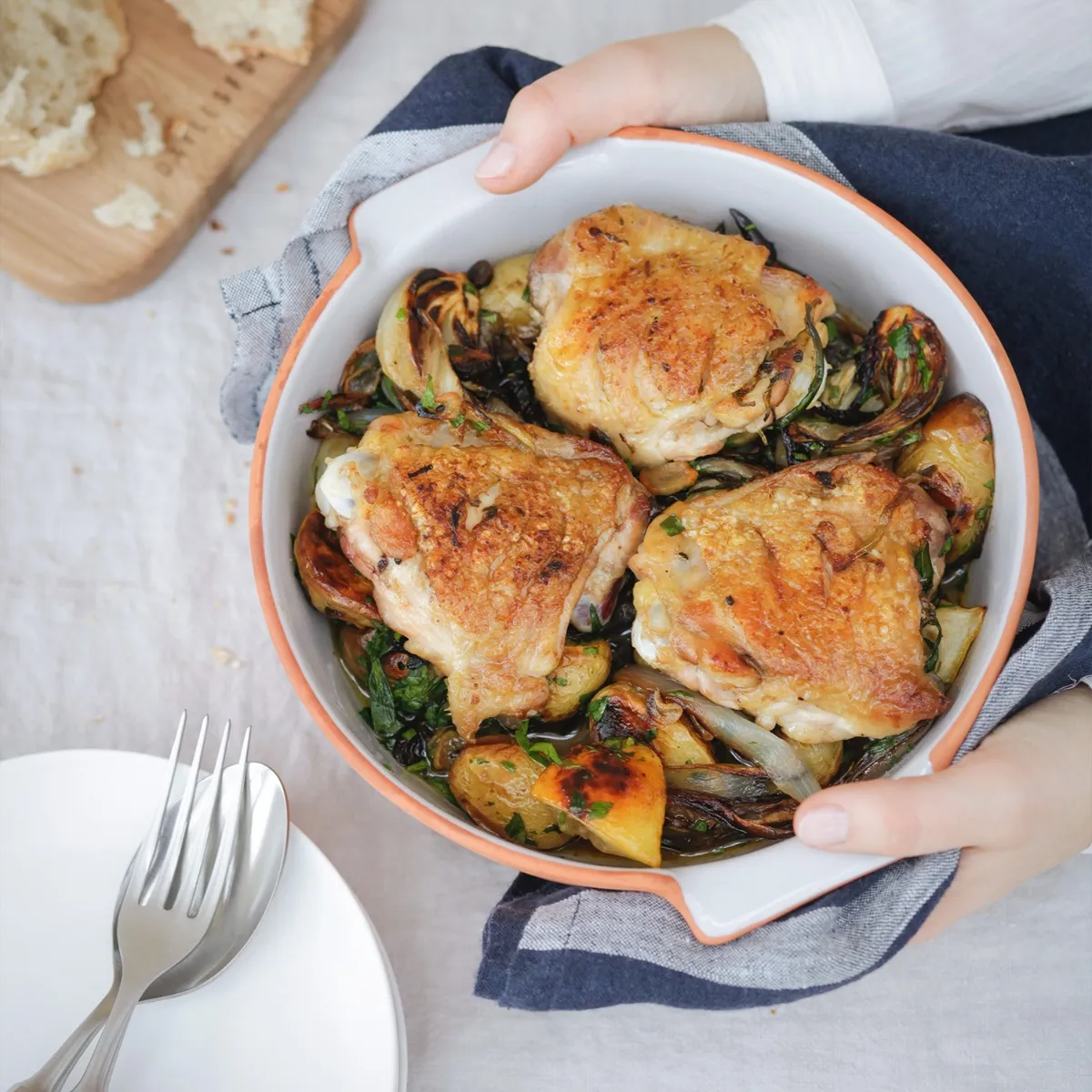 Farmhouse Chicken Thighs with Fennel, Tarragon & Thyme 