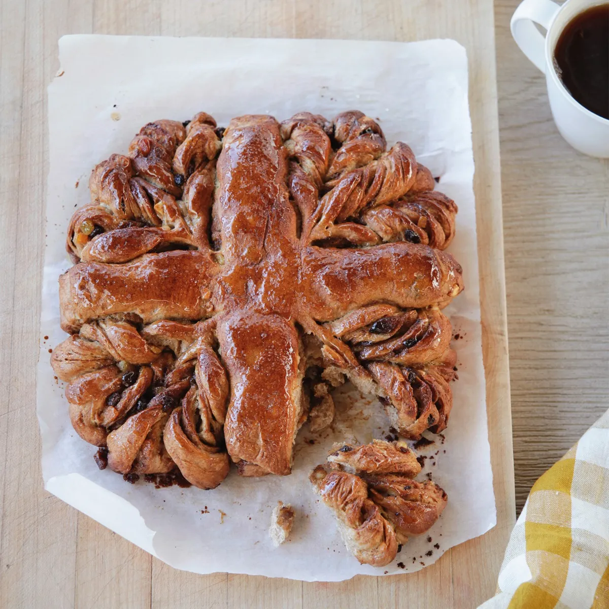 357-hot-cross-cinnamon-twist–1.webp