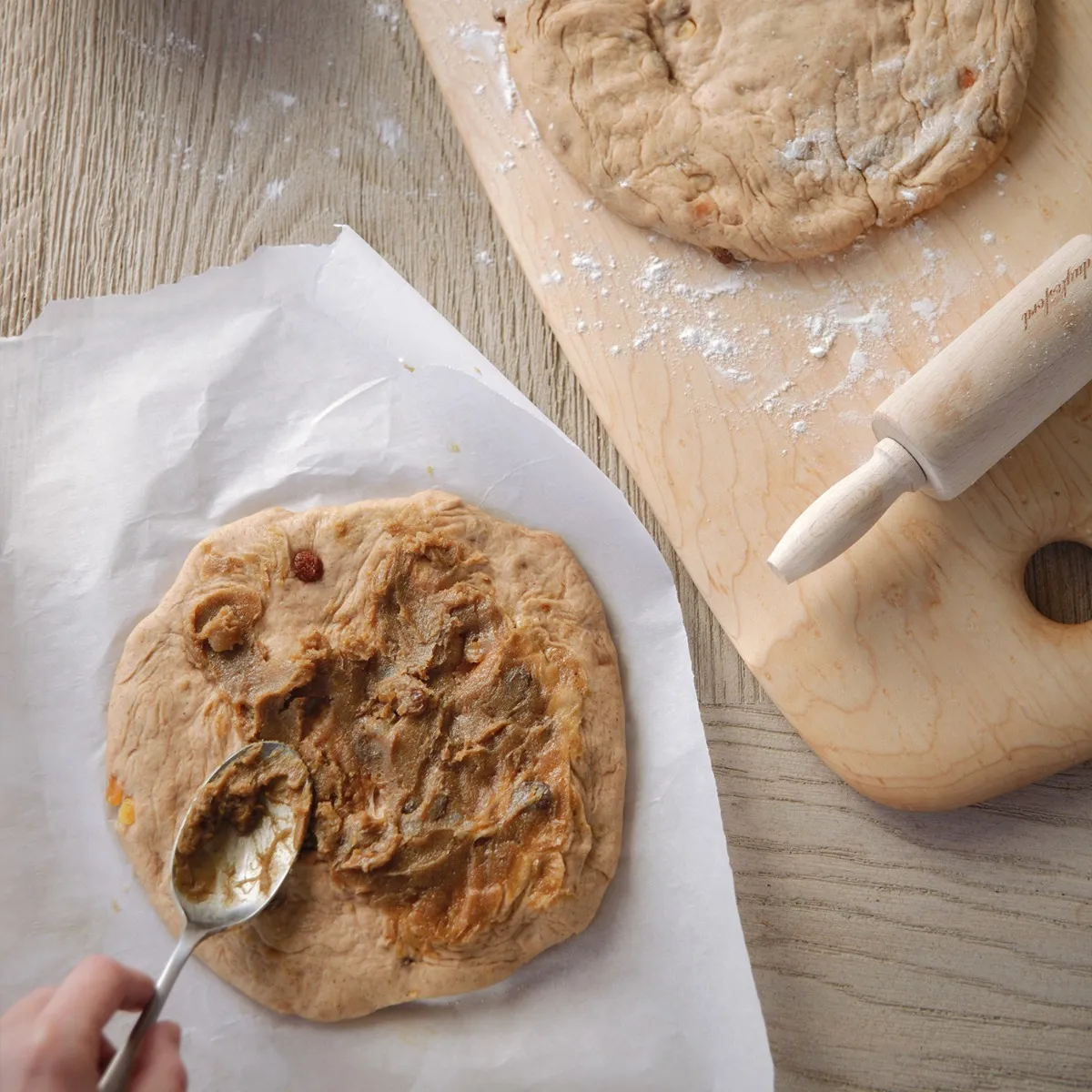 357-hot-cross-cinnamon-twist–1.webp