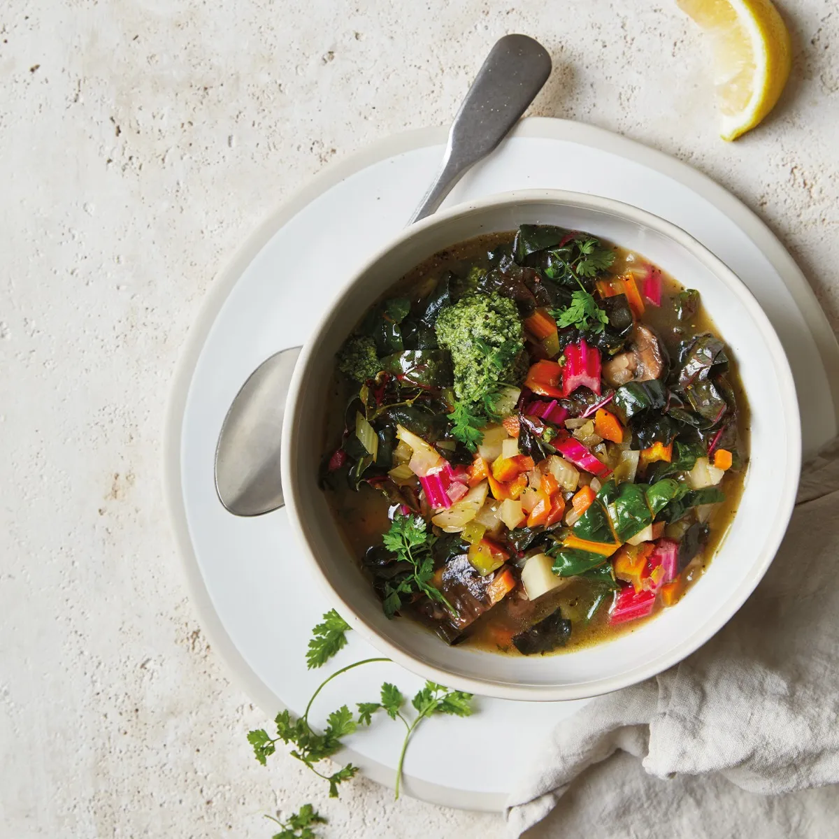 Winter Vegetable Broth 