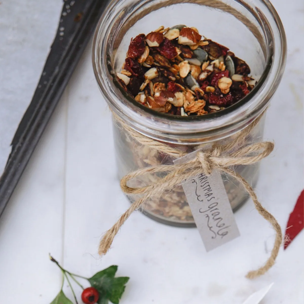 Christmas Granola with Orange & Cranberries 