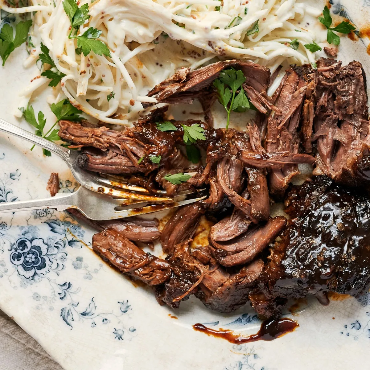 692-sticky-beef-brisket-with-celeriac-remoulade–1.webp