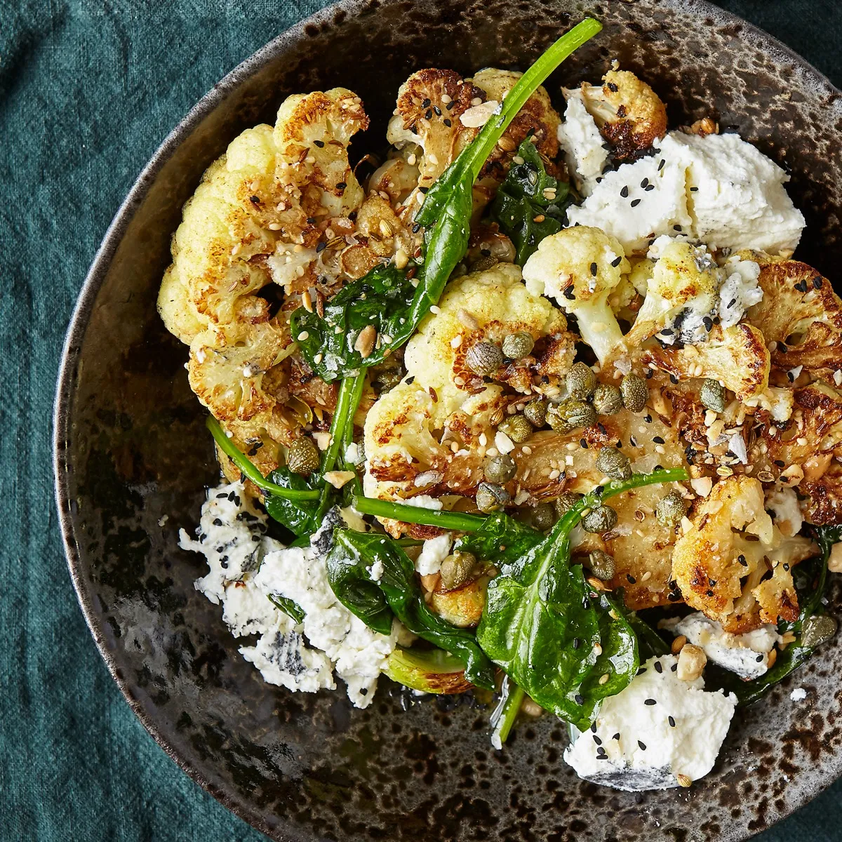 699-dukkah-cauliflower-steak-with-green-tahini-spinach-curd-amp-capers-a-guest-recipe-by-eve-kalinik–1.webp
