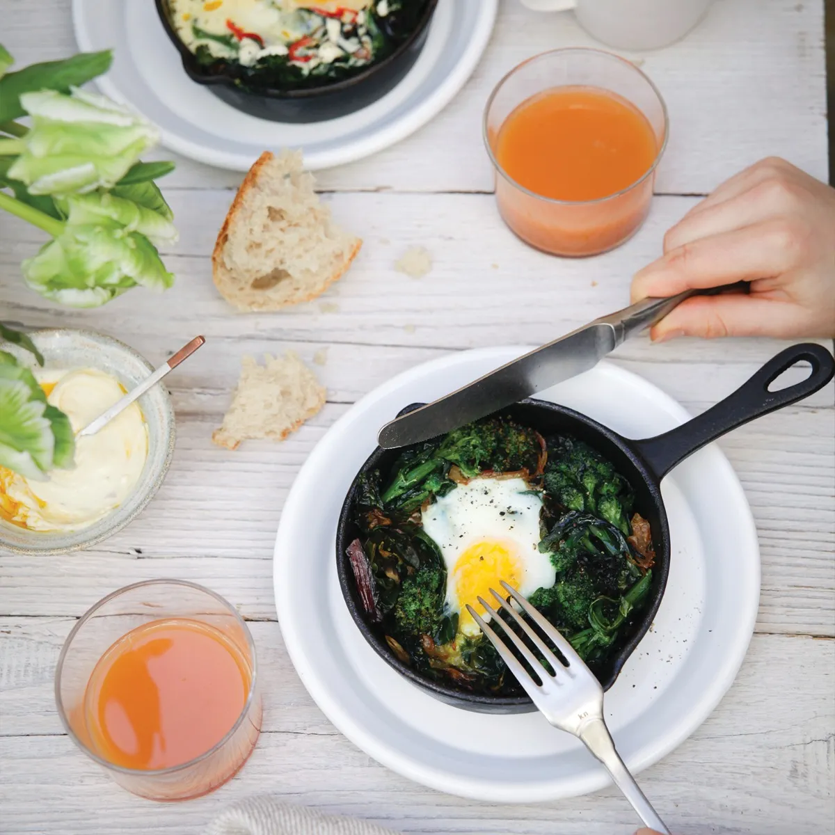 Baked Eggs With Greens, Yoghurt & Chilli Oil 