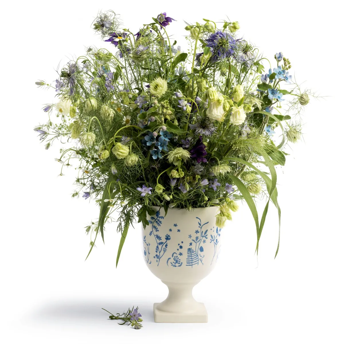 864-wildflower-footed-vase–1.webp