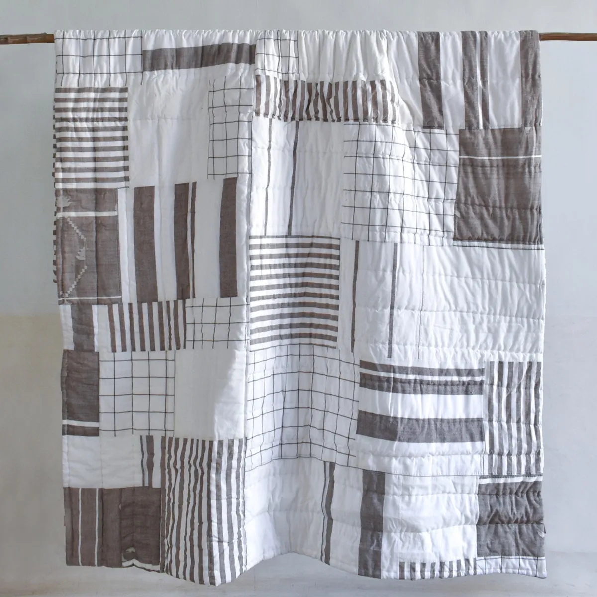 Nila Landscapes Square Quilt